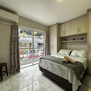  Apartamento Ma01- Kitnet Com Ar | Vista Big Wheel | Garagem
